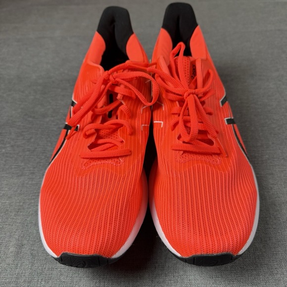 Men\'s Asics Versablast 3 Running Shoes Casual Comfort 1011B692‎ Size 11 main image 4